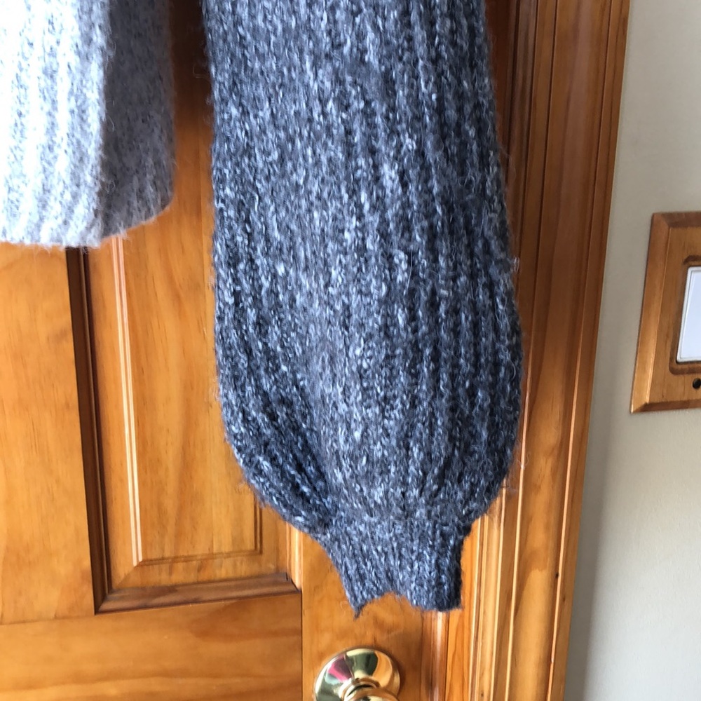 Sweater - Picture 3 of 6